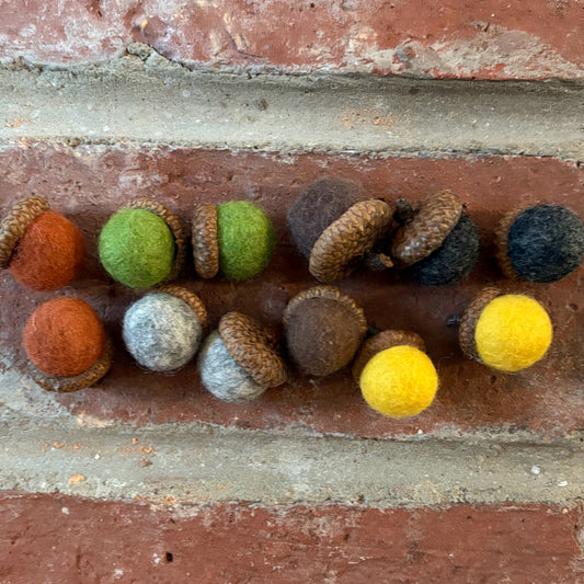 Felt Acorns
