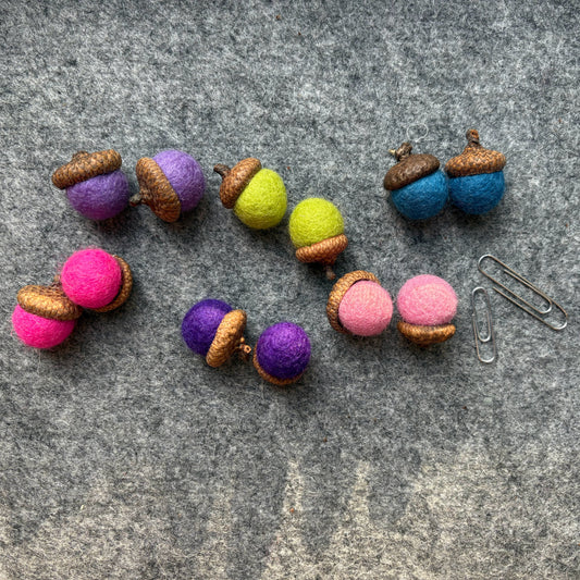 Felt Acorns