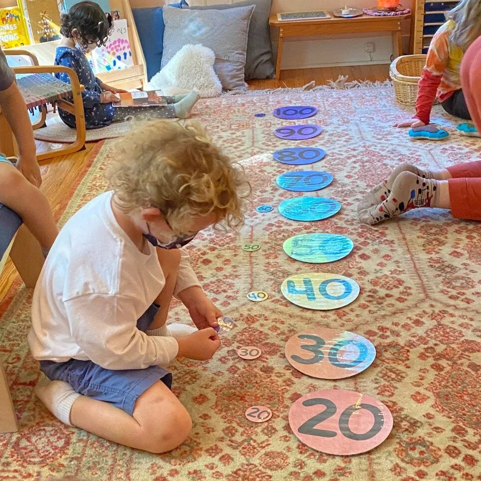 10s Hopscotch and Scavenger Hunt
