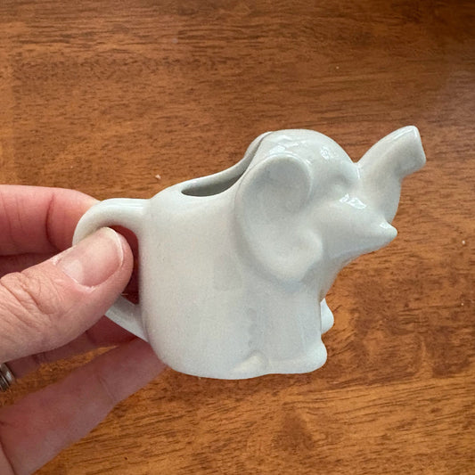 Elephant Pitcher