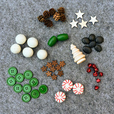 Winter Sets Basket Objects: Red/Green