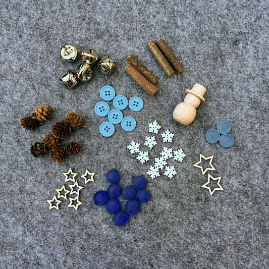 Winter Sets Basket Objects: Blue/White